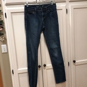 The Limited Women’s 917 Jeans